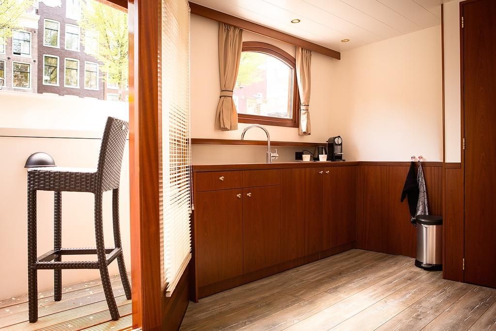 Prinsenboot Apartment Amsterdam Bilik gambar