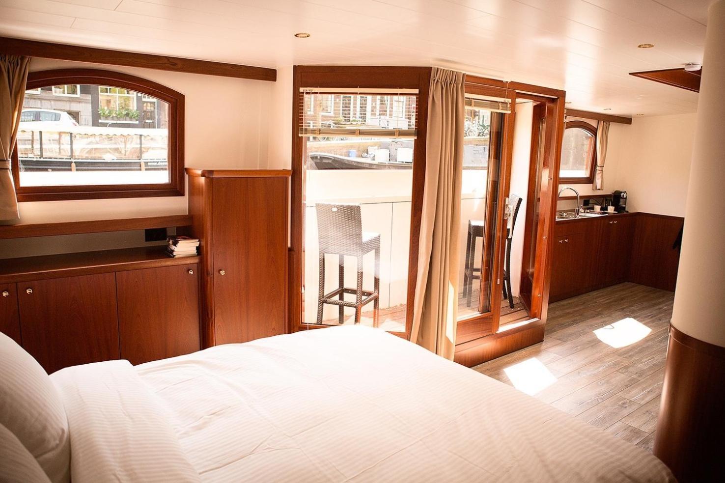 Prinsenboot Apartment Amsterdam Bilik gambar